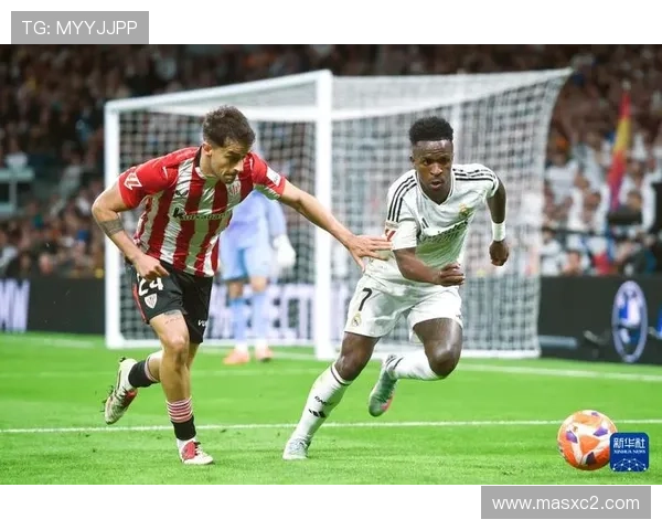 近十座球场26次歧视维尼修斯